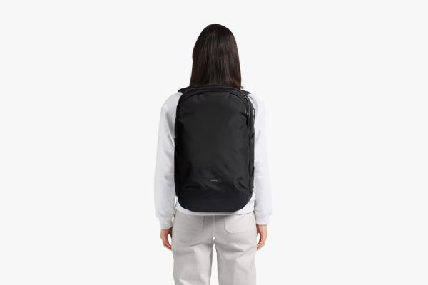 Bellroy Transit Backpack čierna 9