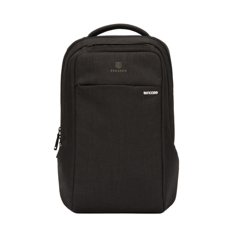 Batoh Incase ICON Slim Pack čierna 18