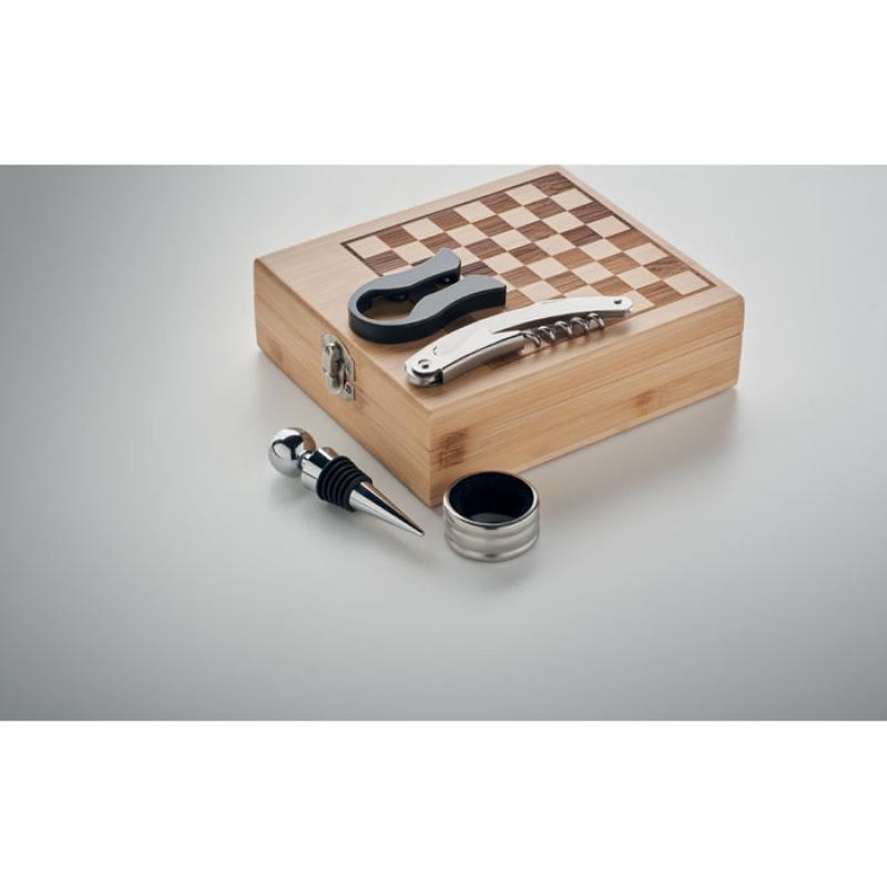 CHESSET 4