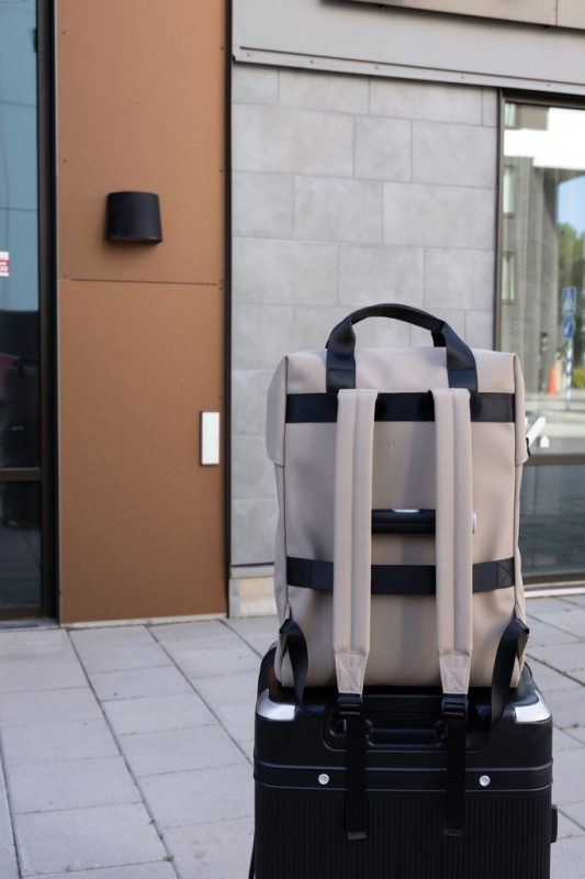 VINGA Baltimore RCS tote batoh greige 11