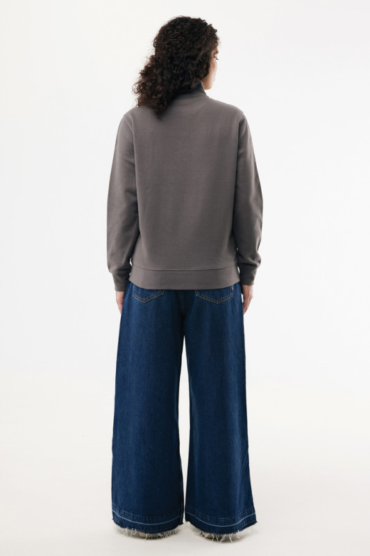 IQONIQ Elgon sveter s krátkym zipsom z recyklovanej bavlny antracitová S 12