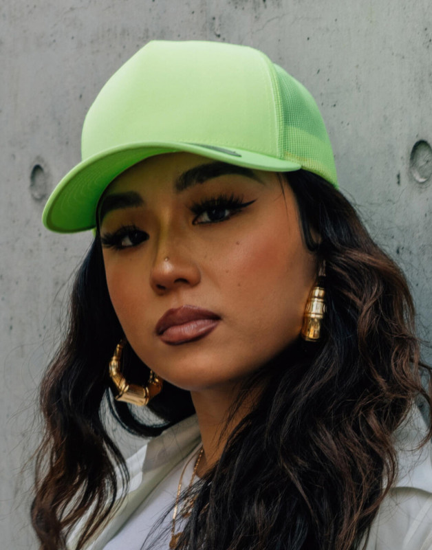 Neon Retro Trucker šiltovka 1