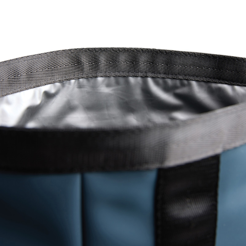 VINGA Baltimore RCS rolovacia chladiaca taška námornícka modrá 3