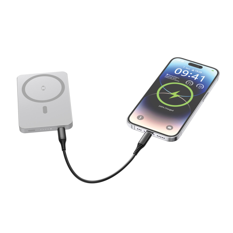 Urban Vitamin Marin 5000 mAh magnet. 15 W bezd. powerbanka strieborná 6