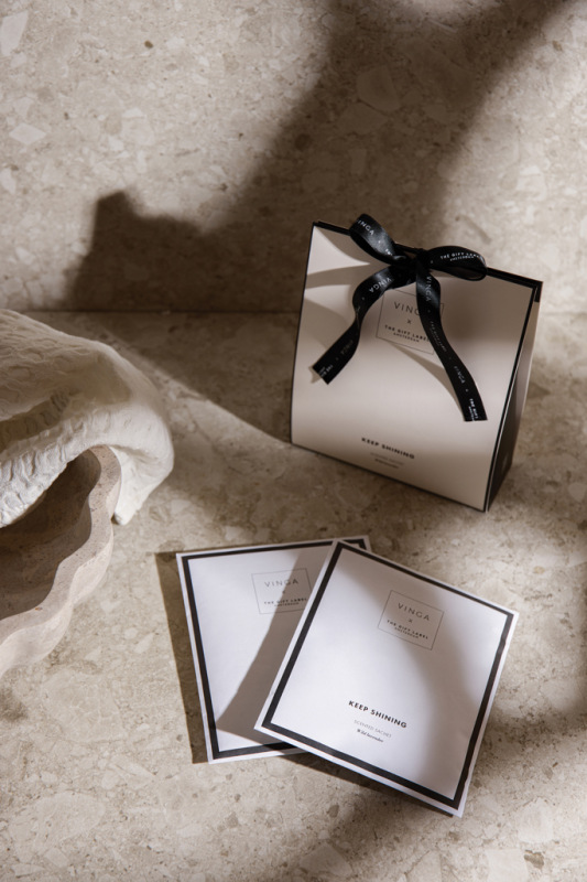 VINGA x TGL voňavé vrecúško biela 7