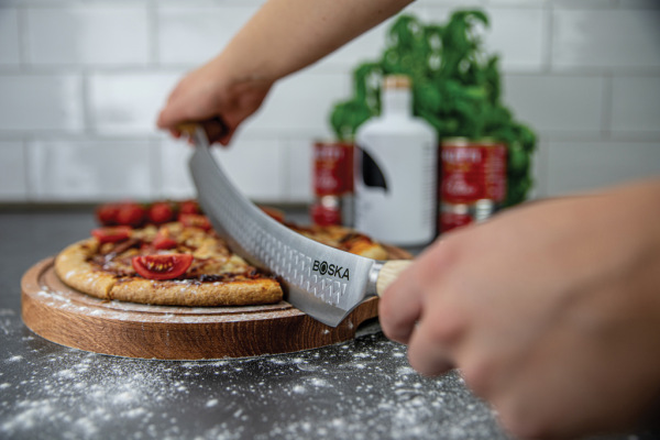 Nôž na pizzu a syr Oslo+ Nr.4 od značky BOSKA oceľ 7