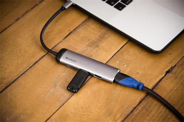 USB HUB, 4 porty, 2 ks USB 3.0, USB-C, HDMI, VERBATIM