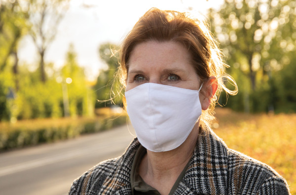 Opakovane použiteľné 2vrstvové bavlnené rúško biela 8