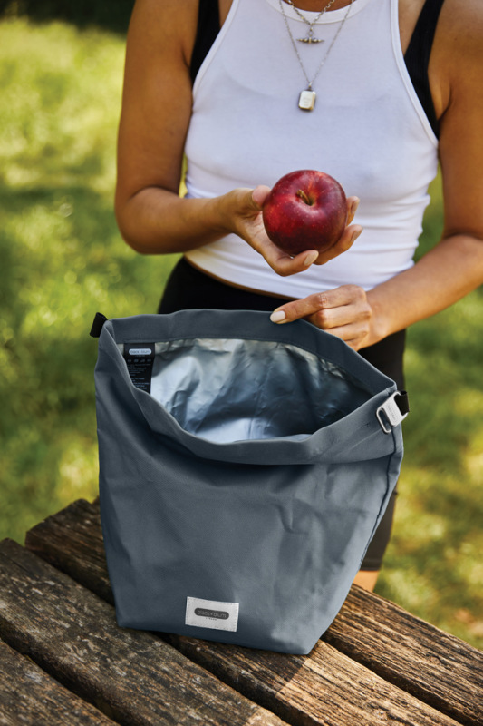 Izolovaná/chladiaca taška na obed 6,7l Black+Blum sivá 18