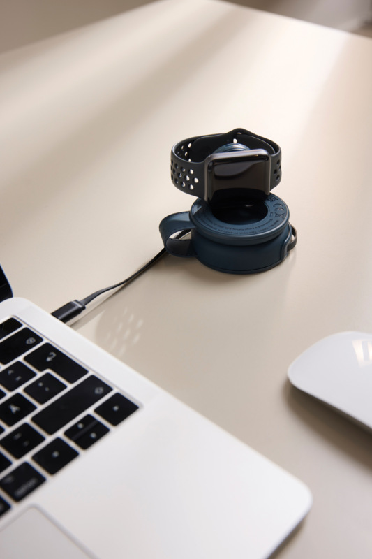 VINGA Baltimore RCS 2v1 bezdrôtová 15W cestovná nabíjačka námornícka modrá 8