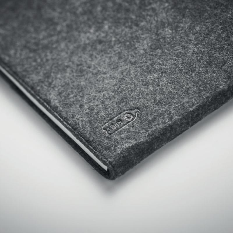 FELTNOTE 4