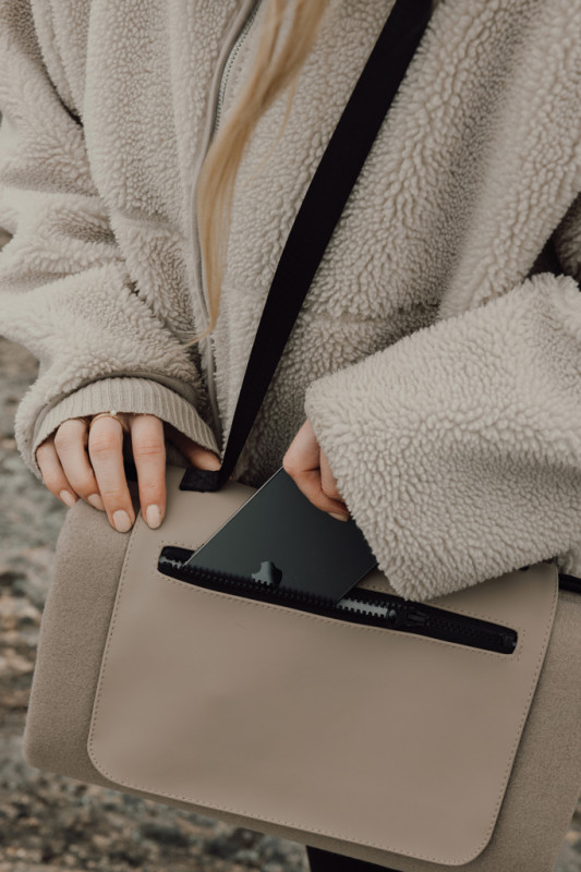 VINGA Baltimore RCS pikniková deka greige 5