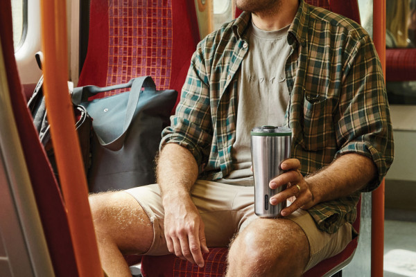 Cestovný nerezový termo hrnček 600ml Black+Blum olivovo zelená 9