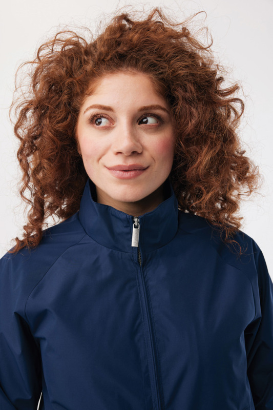 IQONIQ Odin mestská bunda z recyklovaného polyesteru námornícka modrá L 11