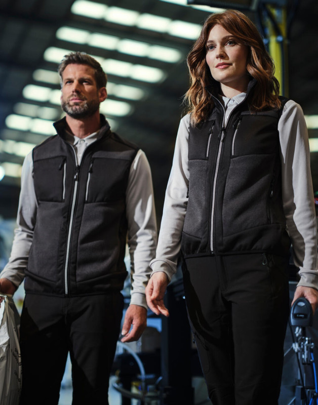 E-Volve Hybrid Midlayer strečová vesta 1