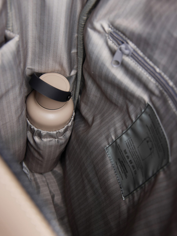 VINGA Baltimore RCS tote batoh greige 4