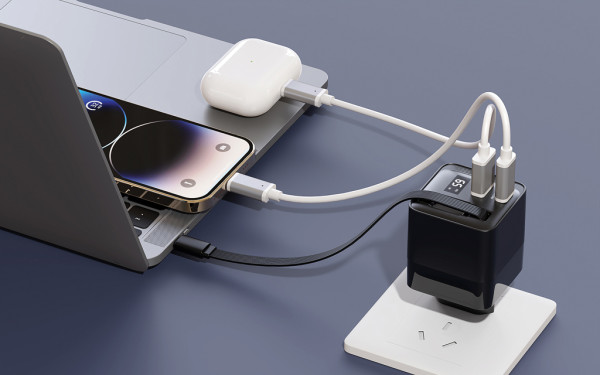 Urban Vitamin Mendocino 65W GaN nabíjačka s nabíjacím káblom čierna 6