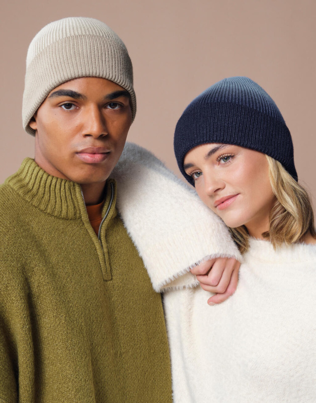 Dip Dye Beanie 3