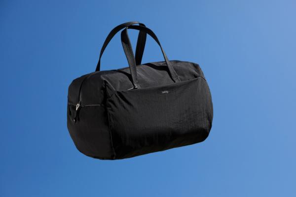 Bellroy Lite Duffel čierna 9