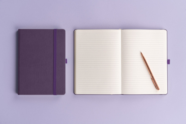 NOTIQUE Notes Aprint Neo, fialový, linajkovaný, 15 x 21 cm 5