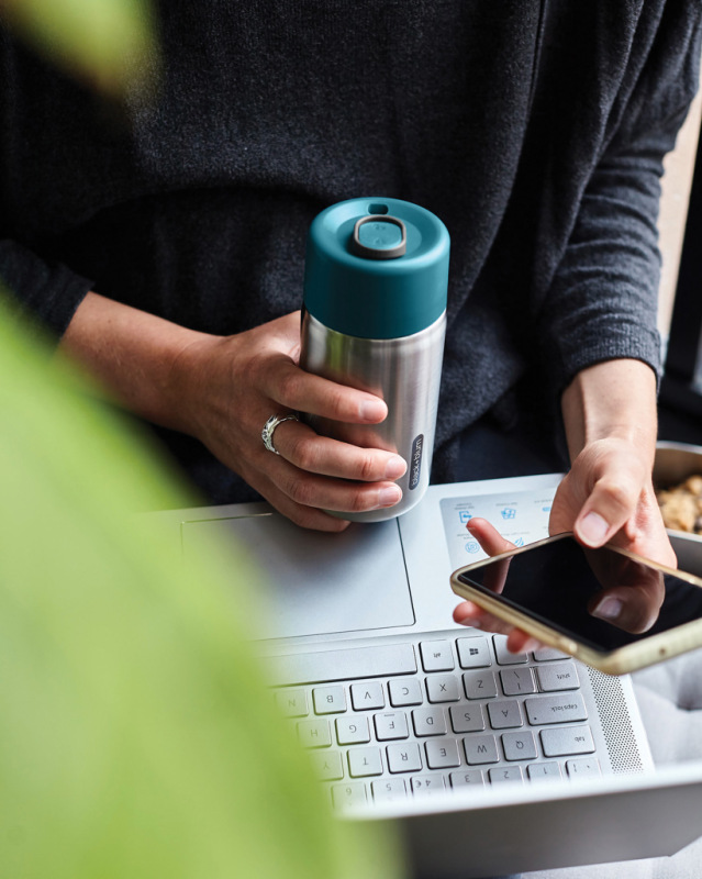 Cestovný nerezový termo hrnček 340ml Black+Blum tyrkysová 6