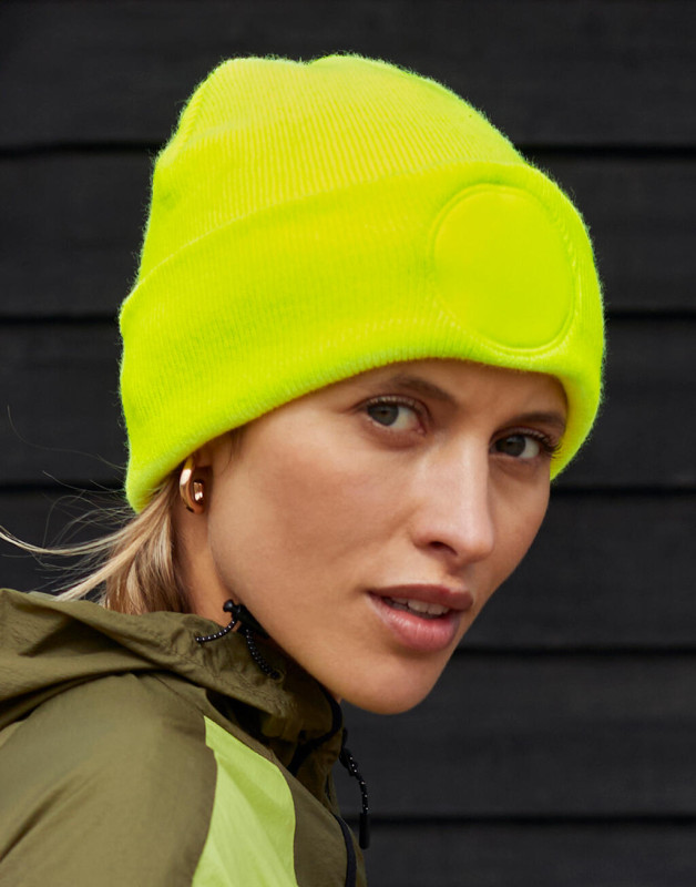 Čiapka Circular Patch Beanie