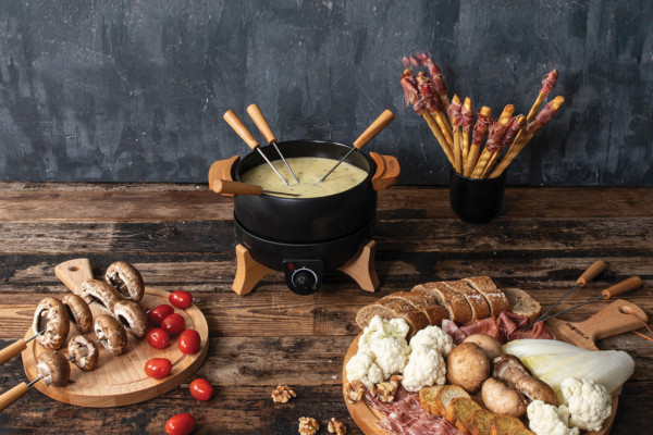 BOSKA elektrická súprava na fondue Party - 2,3 l (EU Typ F) čierna 15