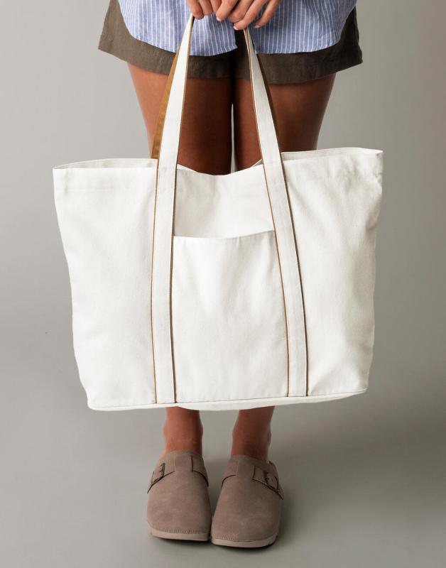 Courtside Medium Tote