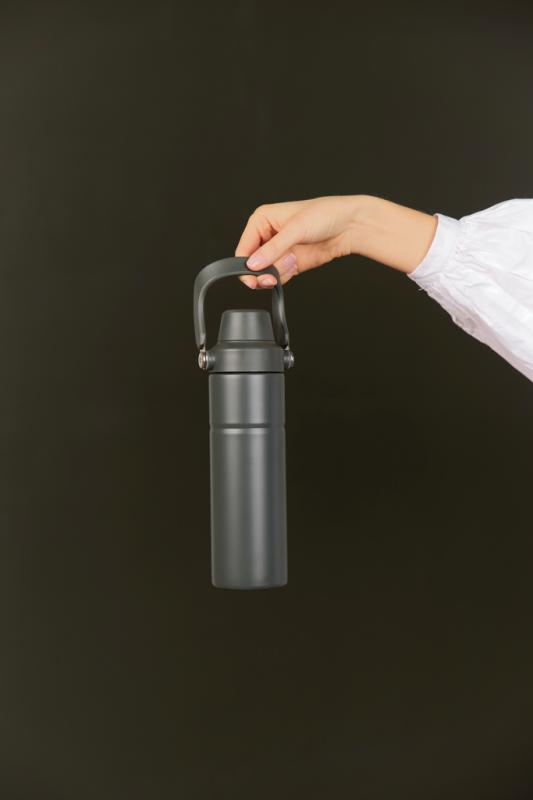 VINGA Baltimore trek RCS fľaša z rec. Nerez. ocele 600 ml zelená 10