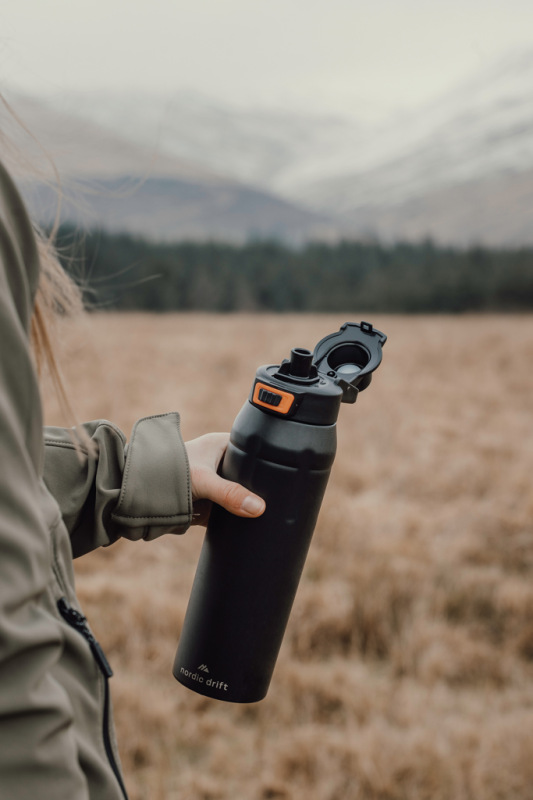 Nordic Drift Trail RCS Izolovaná uzamykateľná športová fľaša čierna 13