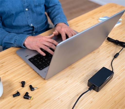 Sieťová nabíjačka pre notebook, 70W, TRUST "Primo", čierna 2