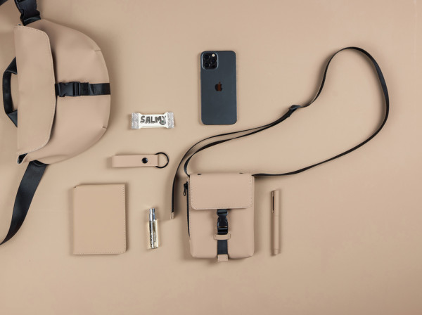 VINGA Baltimore RCS taška cez rameno greige 7