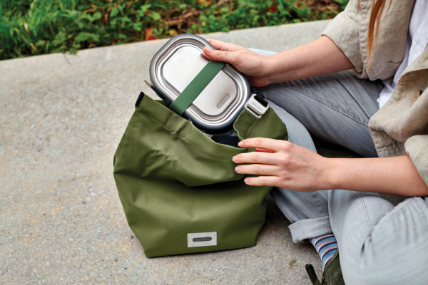 Izolovaná/chladiaca taška na obed 6,7l Black+Blum machovo zelená 18