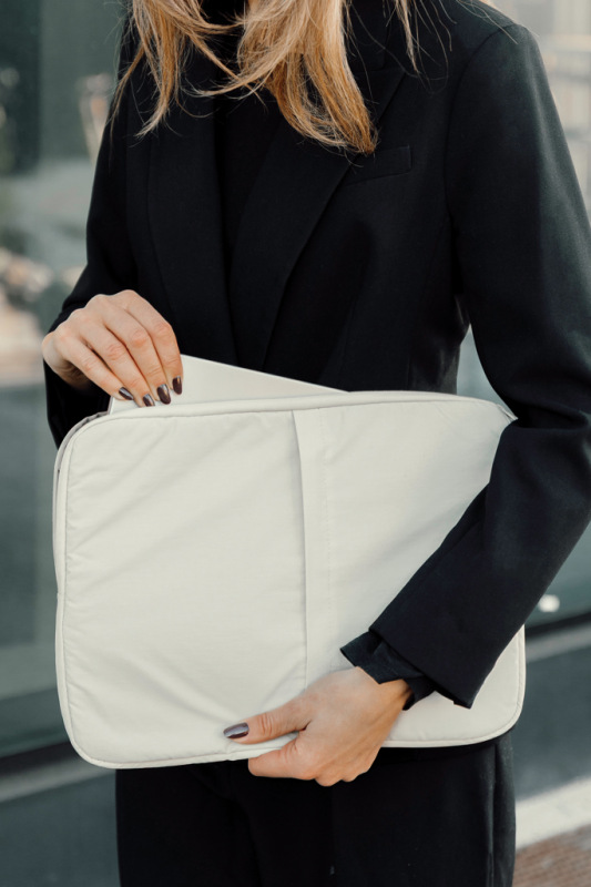 KENTO URBAN RCS rec. nylonový 15,6-palcový obal na laptop béžová 6