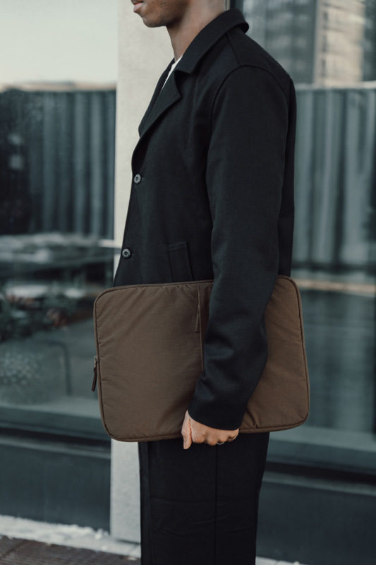 KENTO URBAN RCS rec. nylonový 15,6-palcový obal na laptop hnedá 7