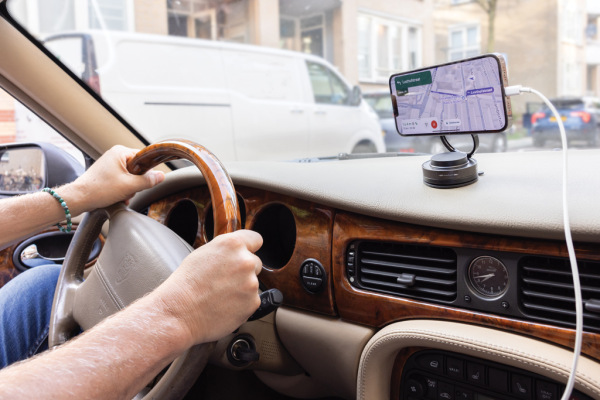 Terra 360 RCS uni. držiak na telefón z rec. plastu čierna 6