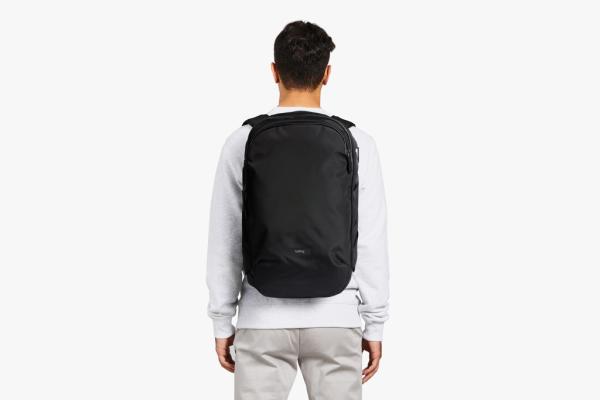 Bellroy Transit Backpack čierna 10