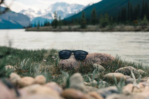 Polarizačné slnečné okuliare Swiss Peak z RCS recykl. plastu čierna 10