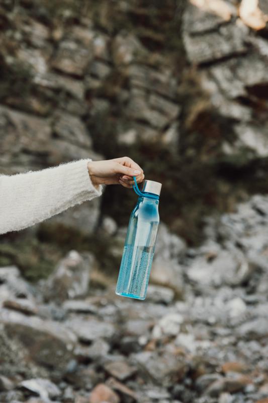 Fľaša na vodu 800ml VINGA Lean z RCS RPET modrá 4