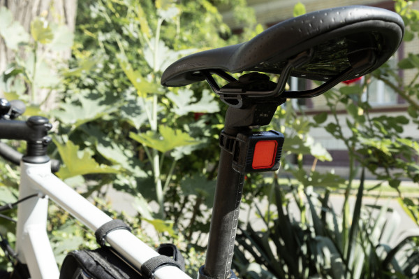 Cobik sada dobíjacích svetiel na bicykel 9
