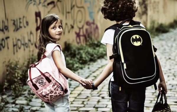 Školský batoh s pršiplášťom Batman – ORIGINAL