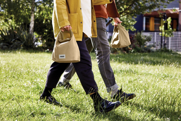 Izolovaná/chladiaca taška na obed 6,7l Black+Blum clay 20