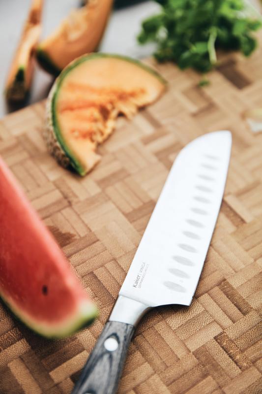 Nôž VINGA Kaiser Santoku oceľ 4