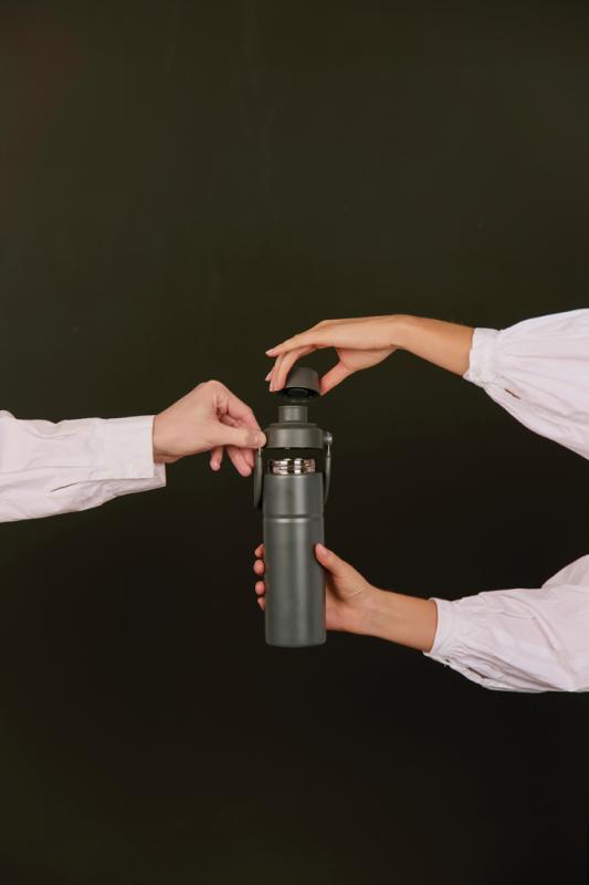 VINGA Baltimore trek RCS fľaša z rec. Nerez. ocele 600 ml zelená 9