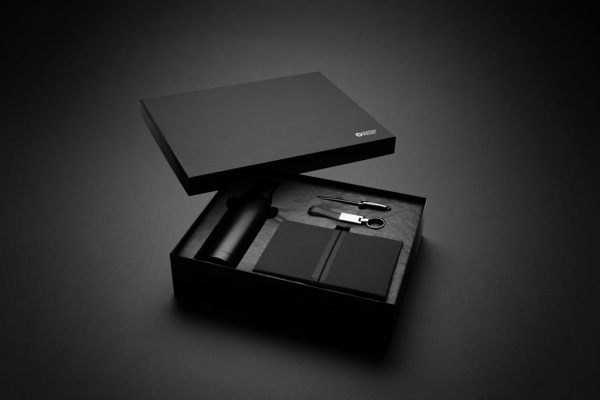 Swiss Peak RCS luxus. darček. business sada s fľašou na vodu čierna 13