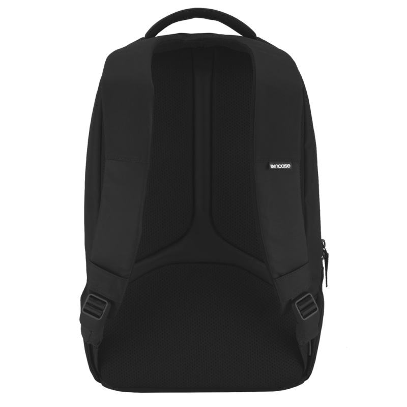 Batoh Incase ICON Lite Pack čierna 5