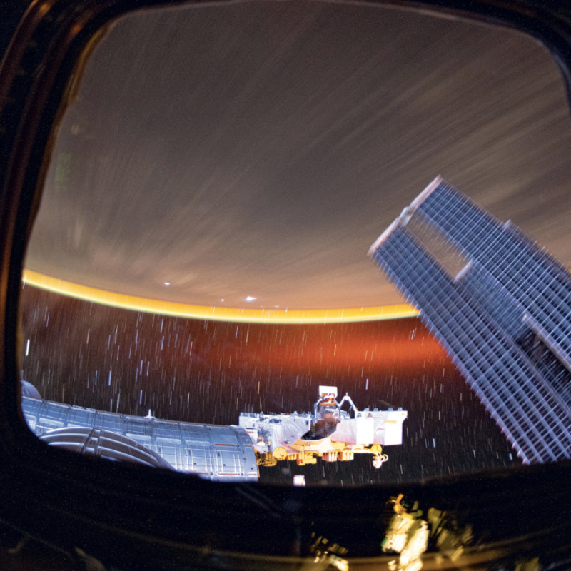 NOTIQUE Poznámkový kalendár NASA 2027, 30 x 30 cm 4