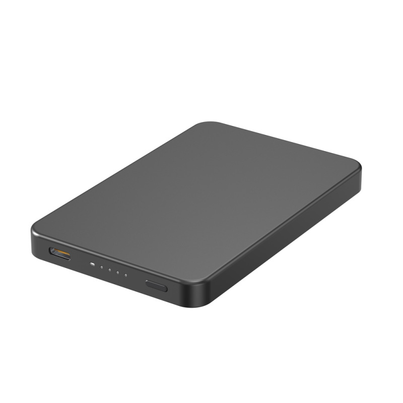Urban Vitamin Marin 5000 mAh magnet. 15 W bezd. powerbanka čierna 1