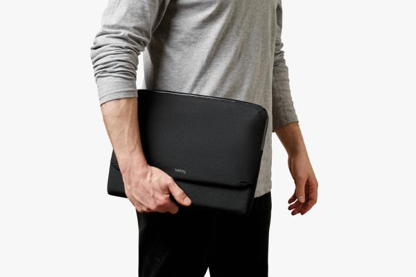 Bellroy Laptop Caddy 16" čierna 7