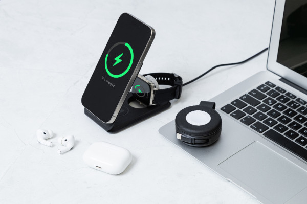 LuxCharge Stand držiak na mobil RPU, bezdrôtová nabíjačka 8
